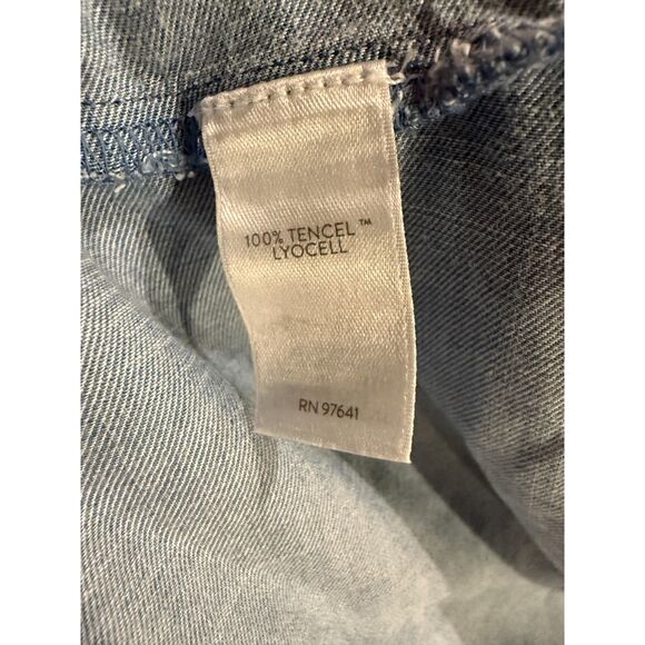 J. Jill Short Sleeve Floral Denim Chambray Tencel Button Up Shirt Crochet Trim L - Picture 5 of 5